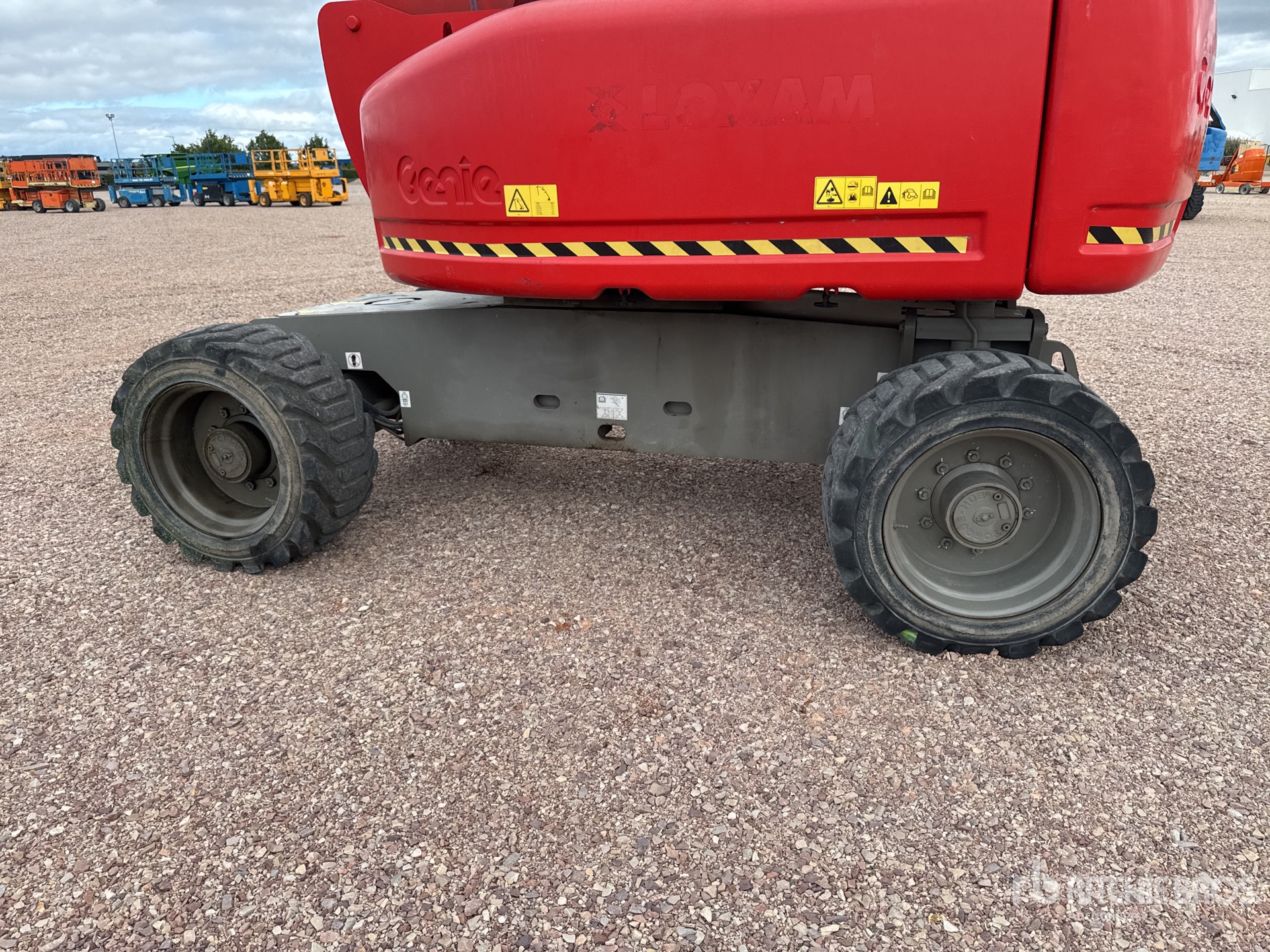 2010 Genie Z80/60