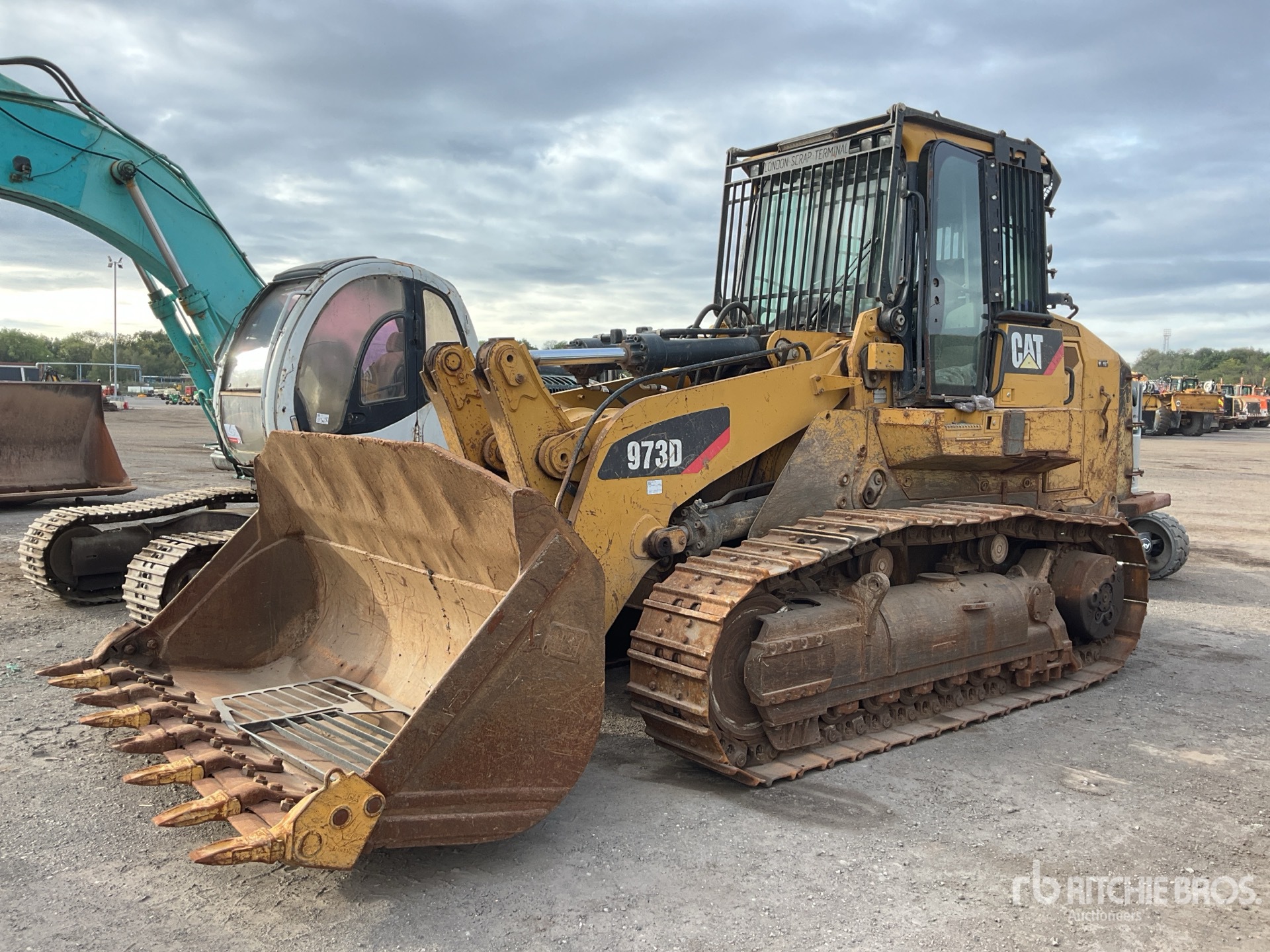 Photo of 2014 Caterpillar 973D