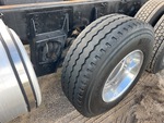 Underbody with Non-Driven Drop Axle (1)