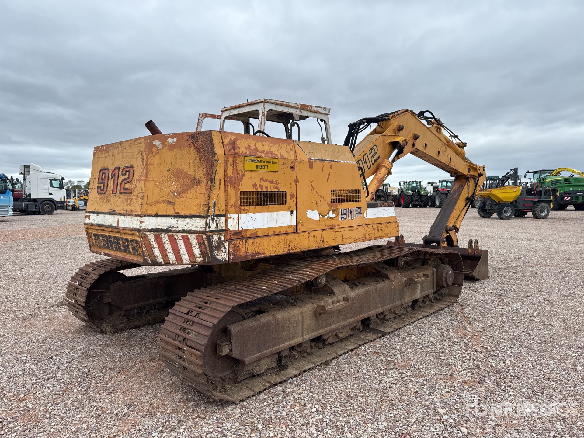 1988 Liebherr R912LC
