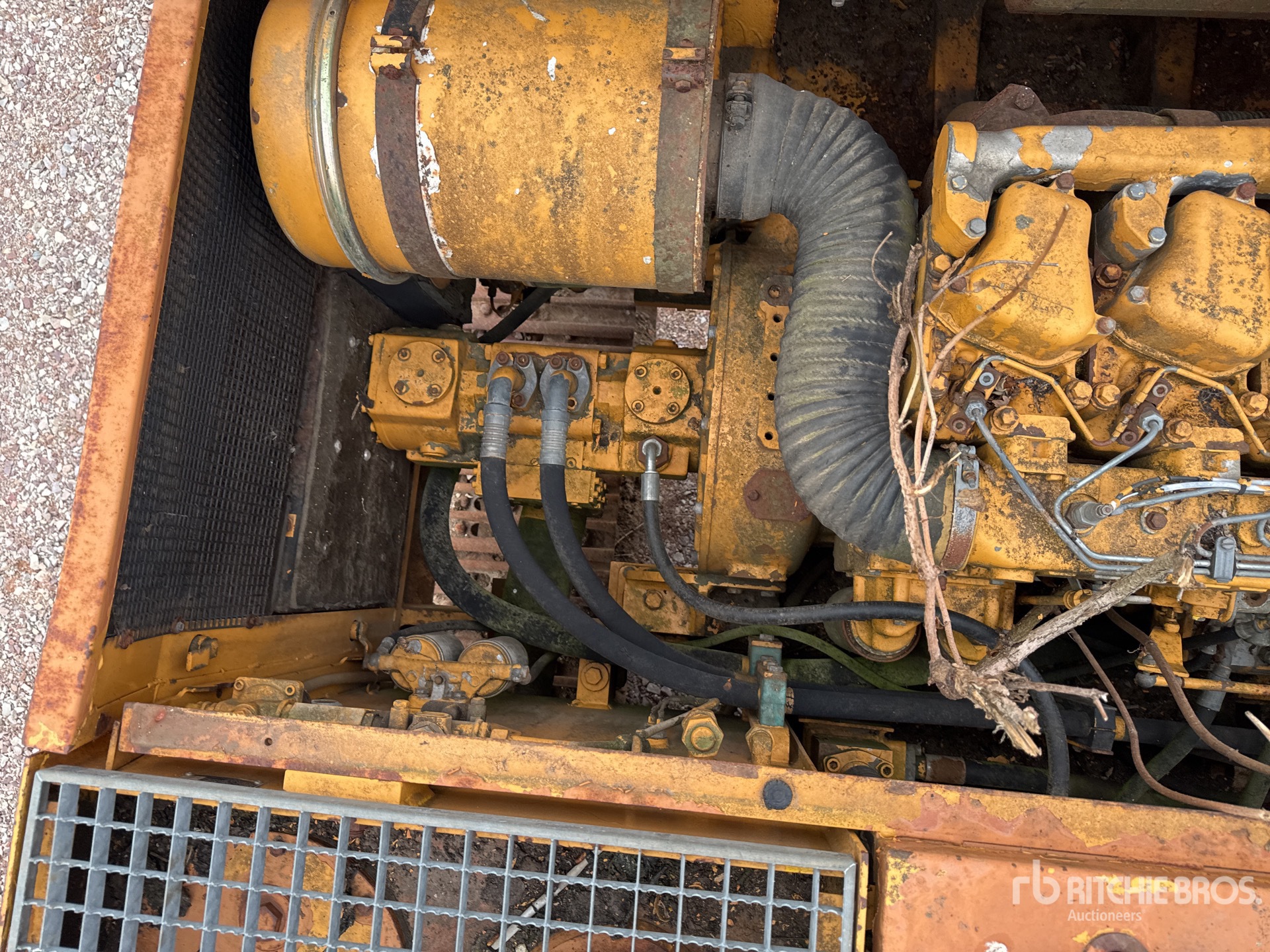 1988 Liebherr R912LC