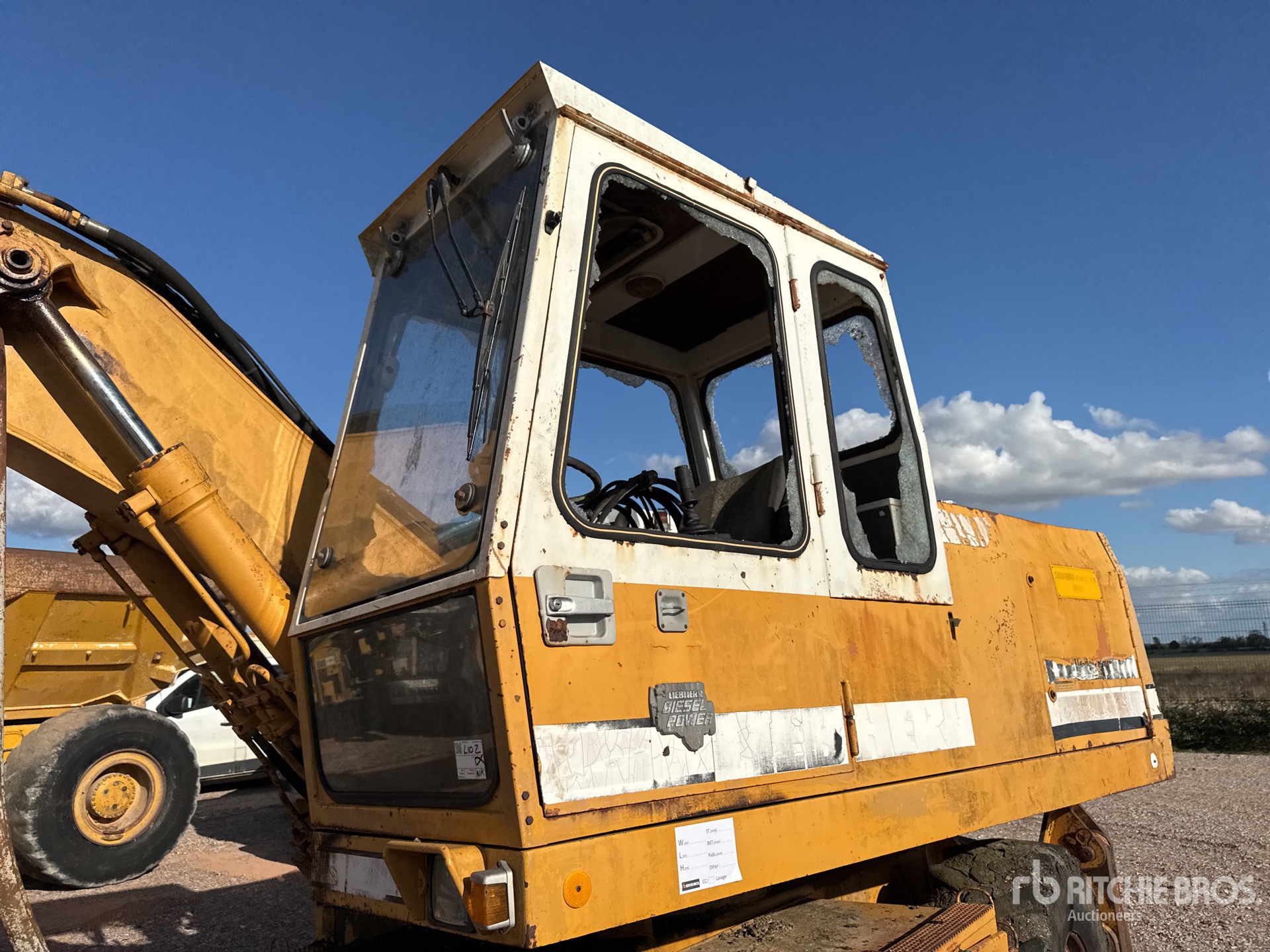 1988 Liebherr A902