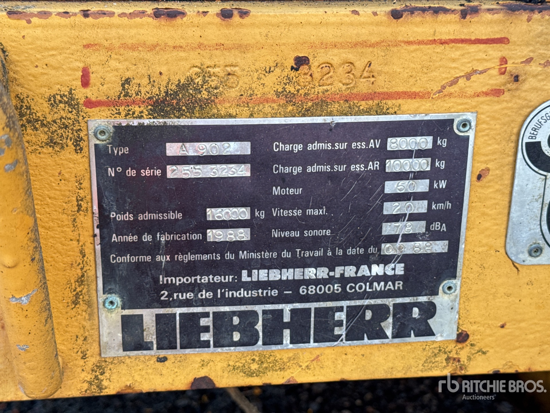 1988 Liebherr A902