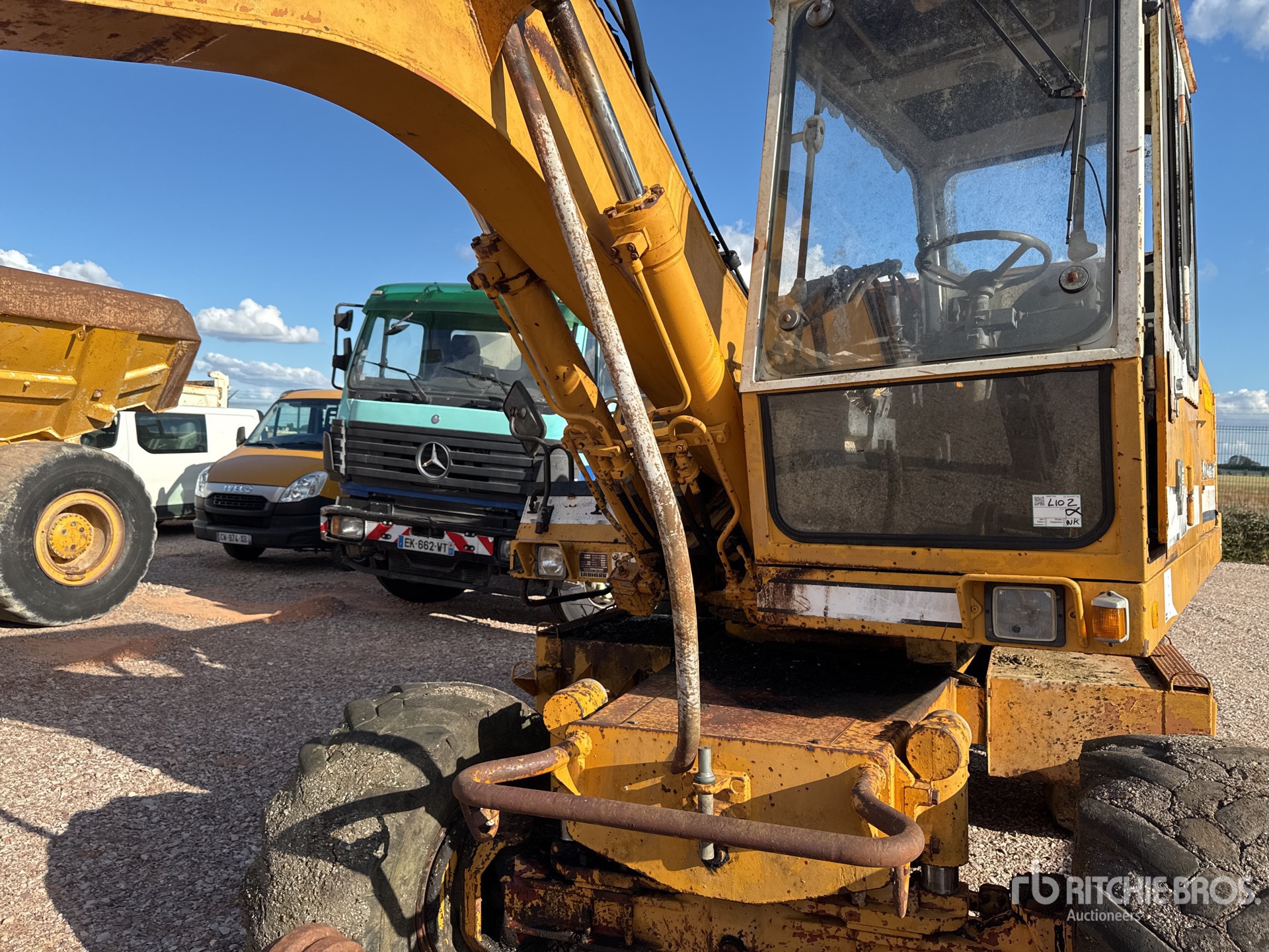 1988 Liebherr A902