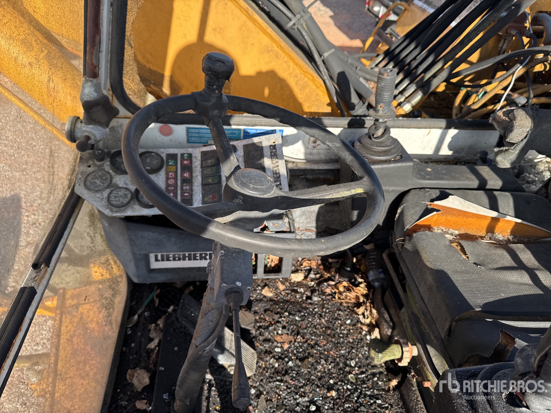 1988 Liebherr A902