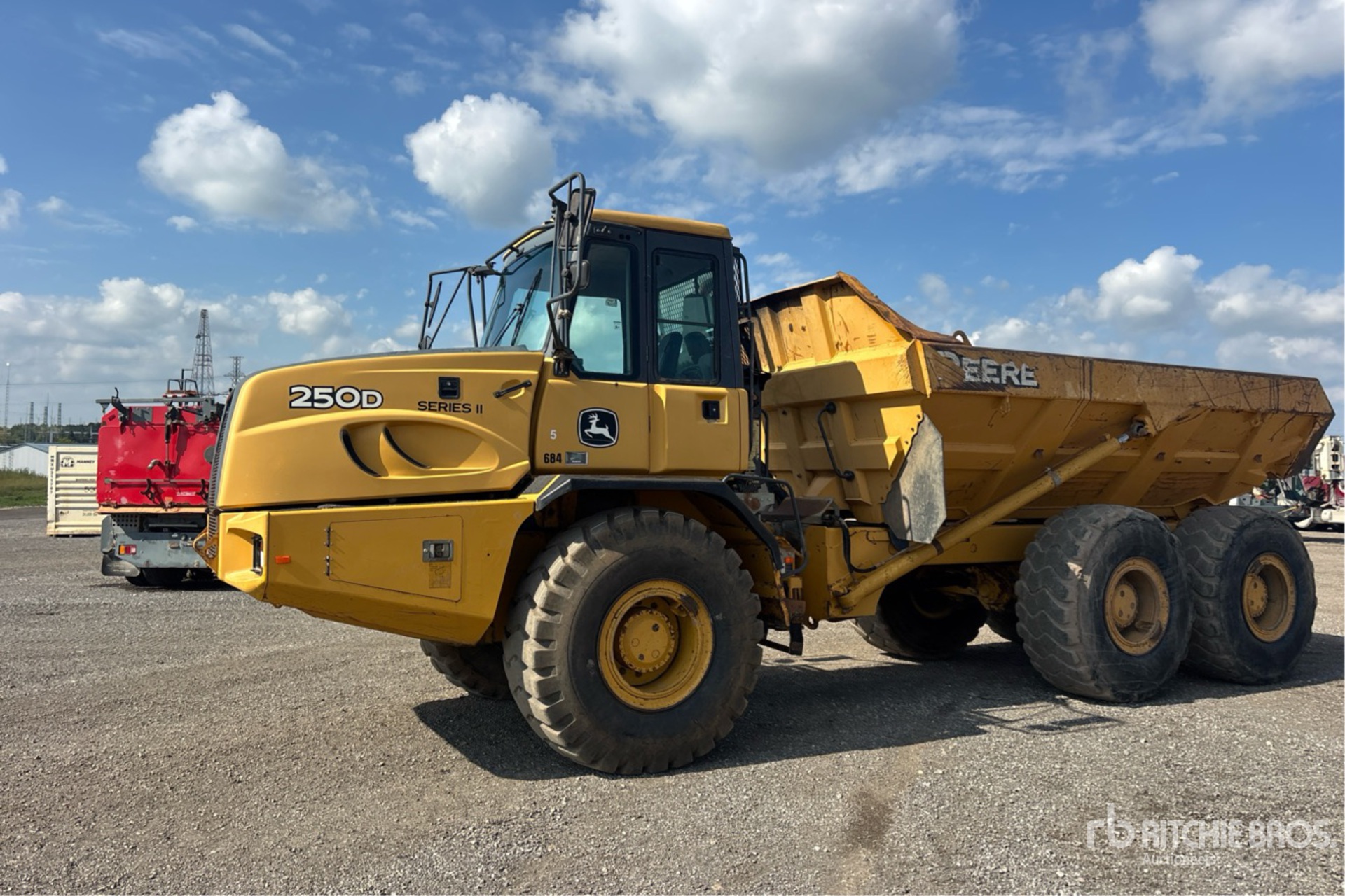 2011 John Deere 250D