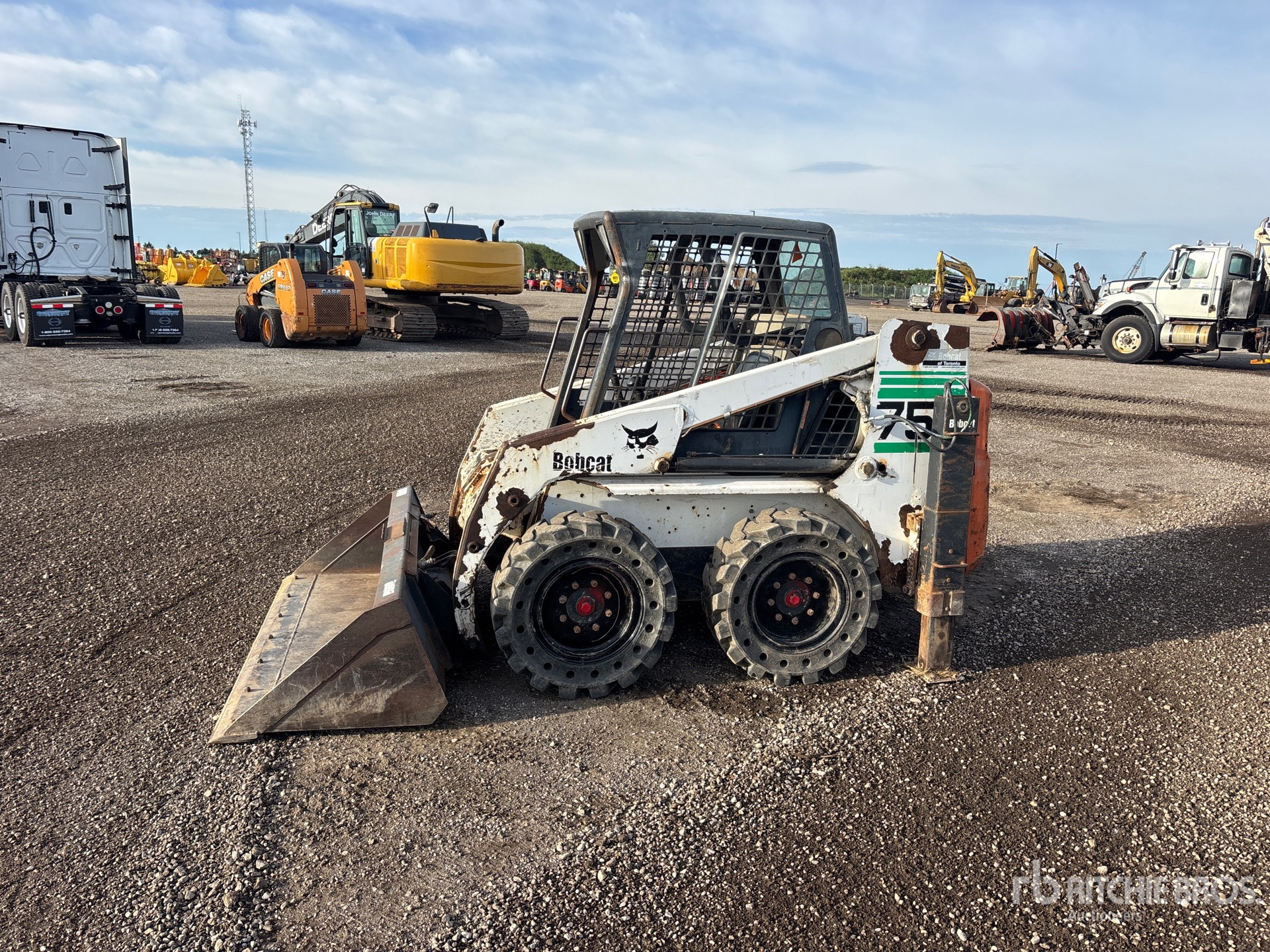 Photo of 2002 Bobcat 753