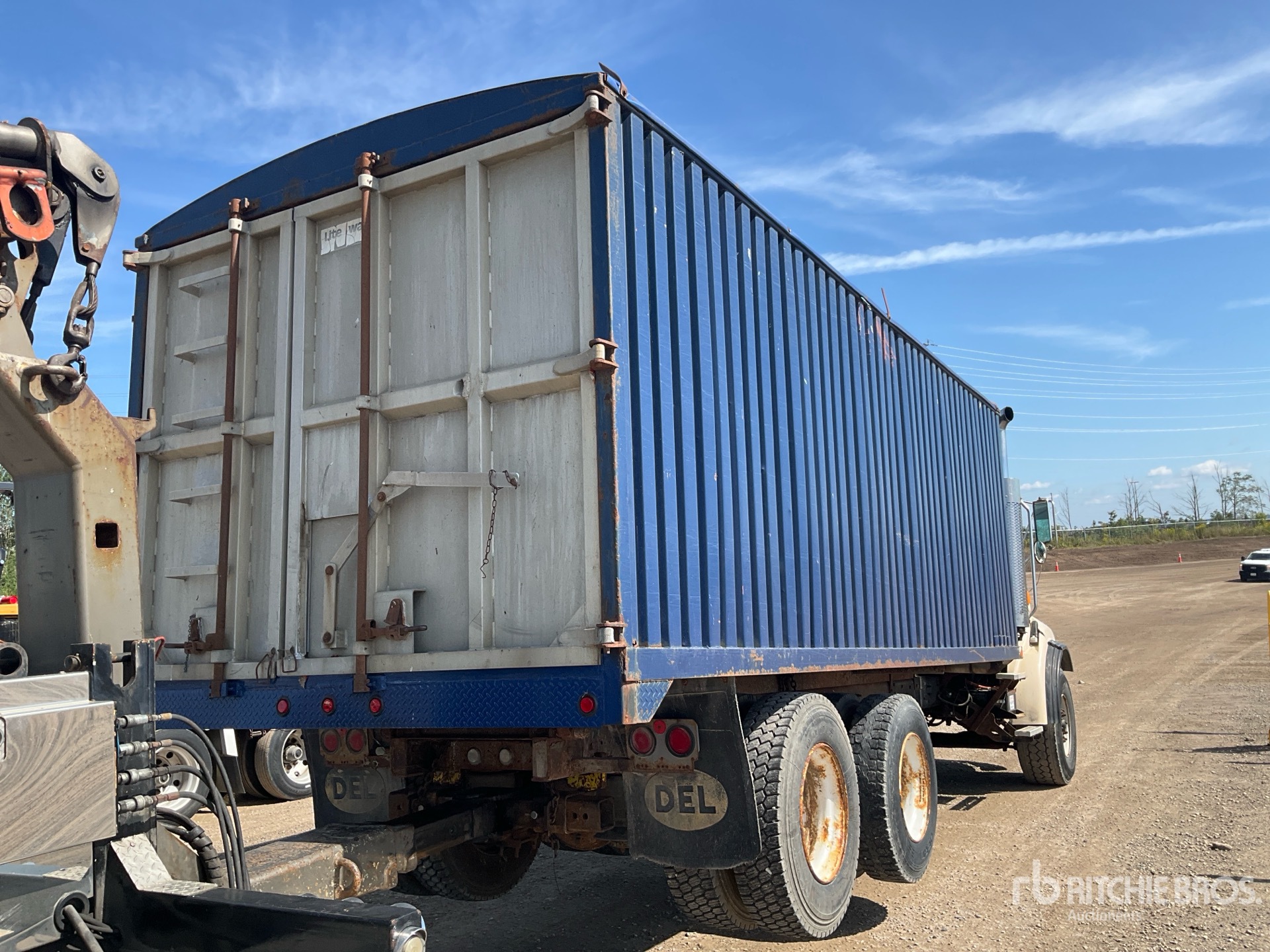 2003 Sterling L8500