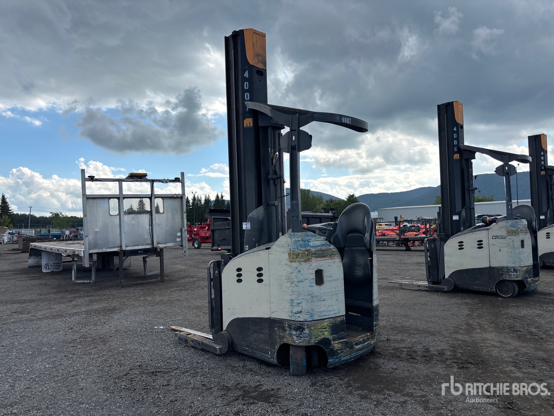 2013 Crown RMD6095S-32TT-3