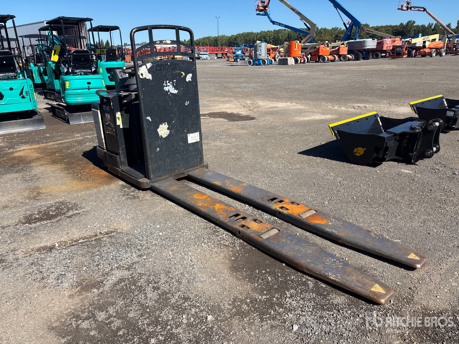 2011 Crown PC4500-80