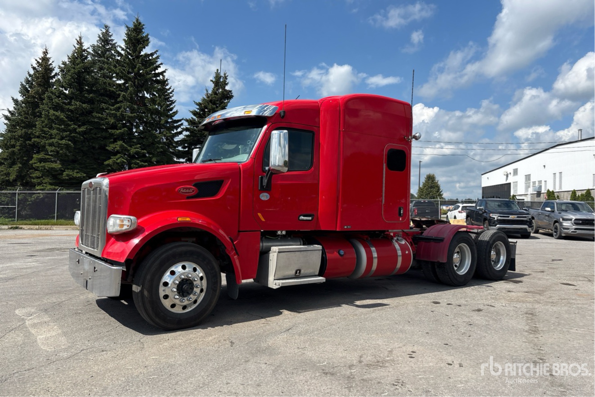2022 Peterbilt 567