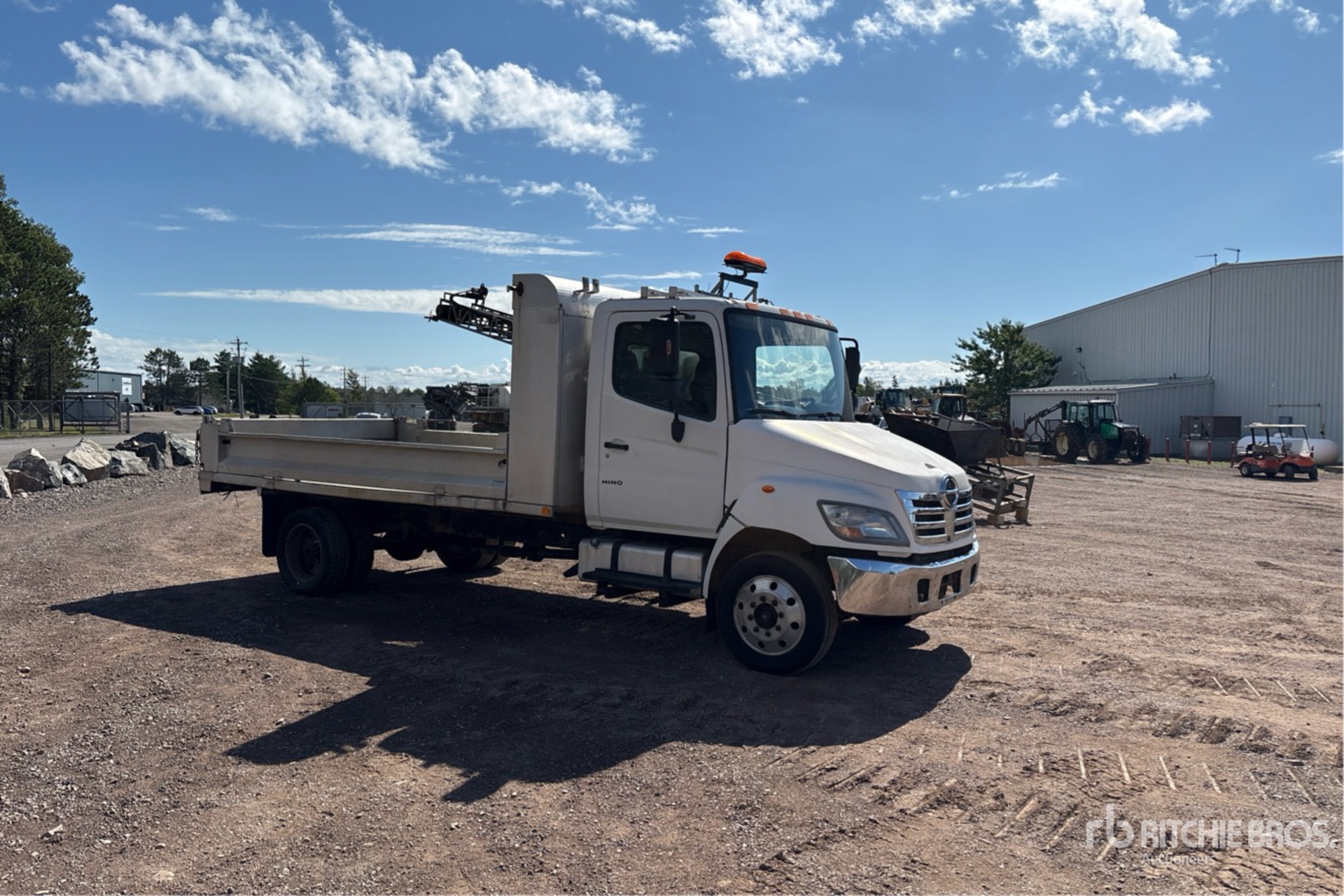 2008 Hino 185