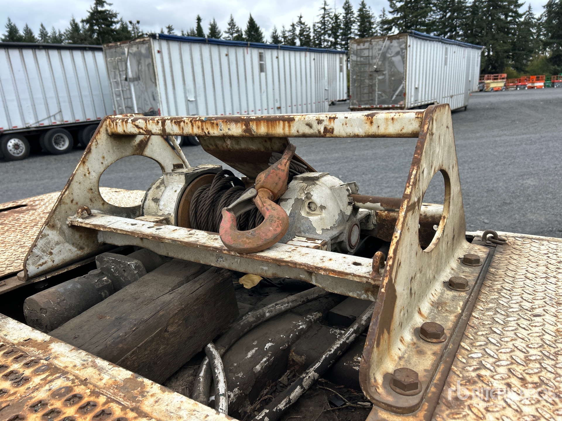 2009 Load King  HFT70