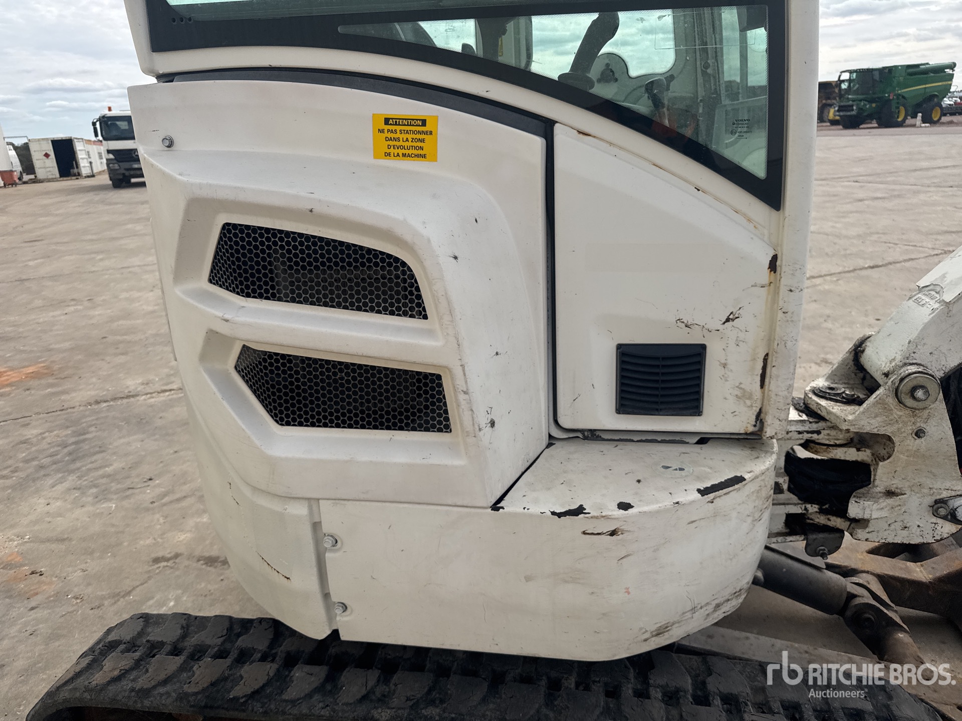 2016 Volvo GCR25D