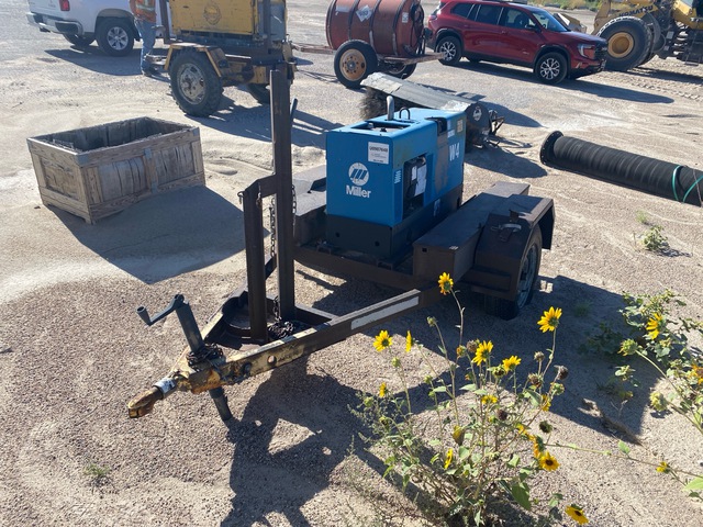 Miller Bobcat 225 Mobile Stick Engine Driven Welder