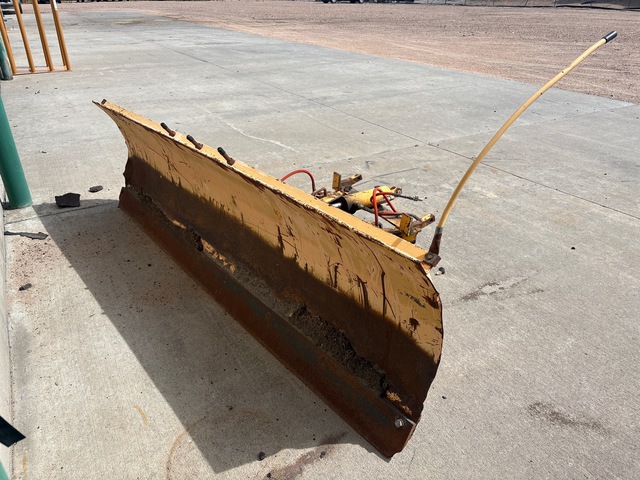 7 ft 6 in Snow Plow - Fits Truck 7 ft 6 in Snow Plow - Fits Truck