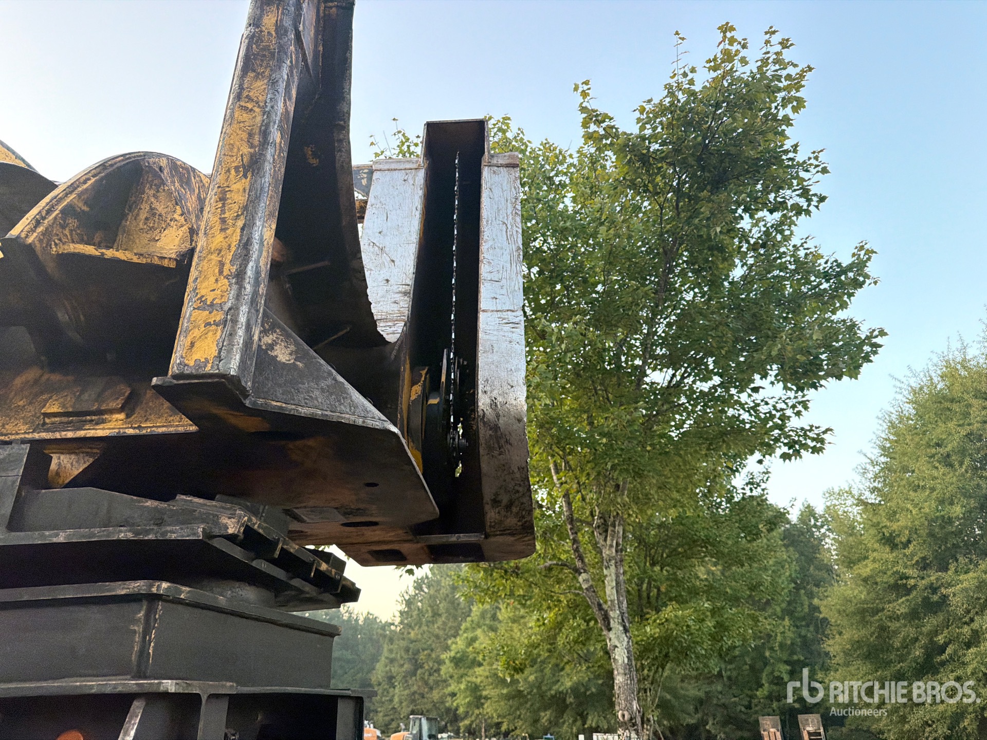 2021 John Deere 437E