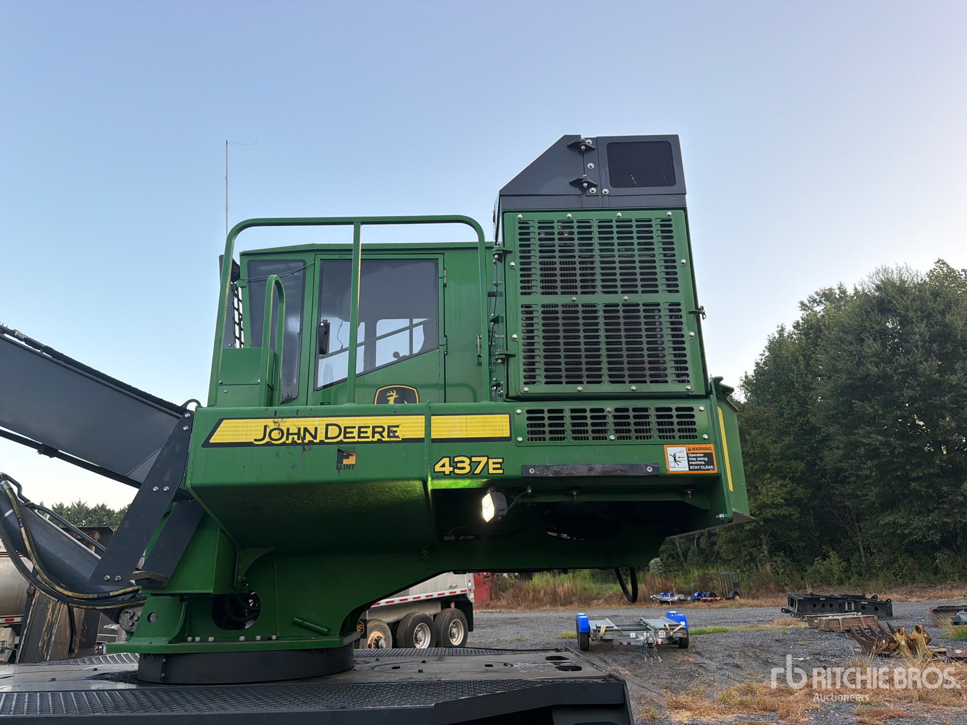 2021 John Deere 437E