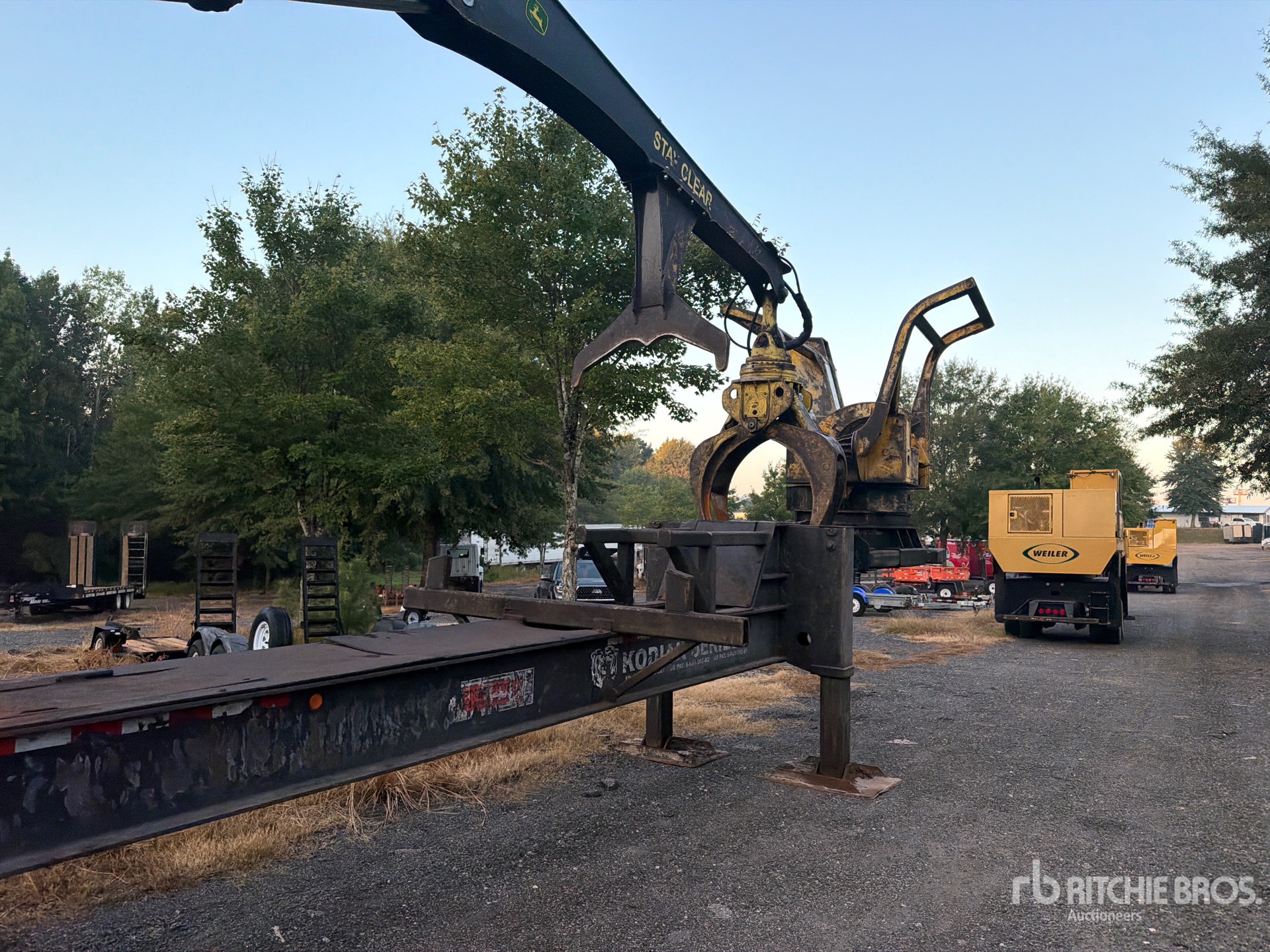 2021 John Deere 437E