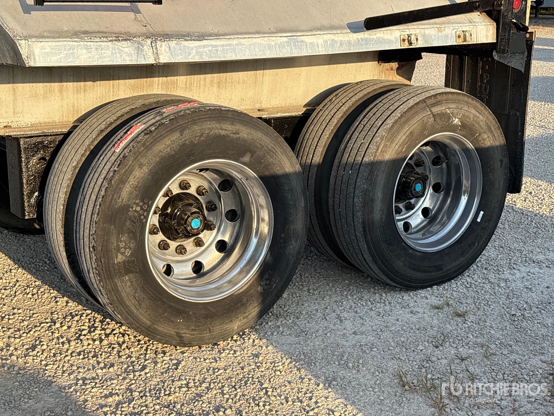 2000 American Trailers ATI-4052