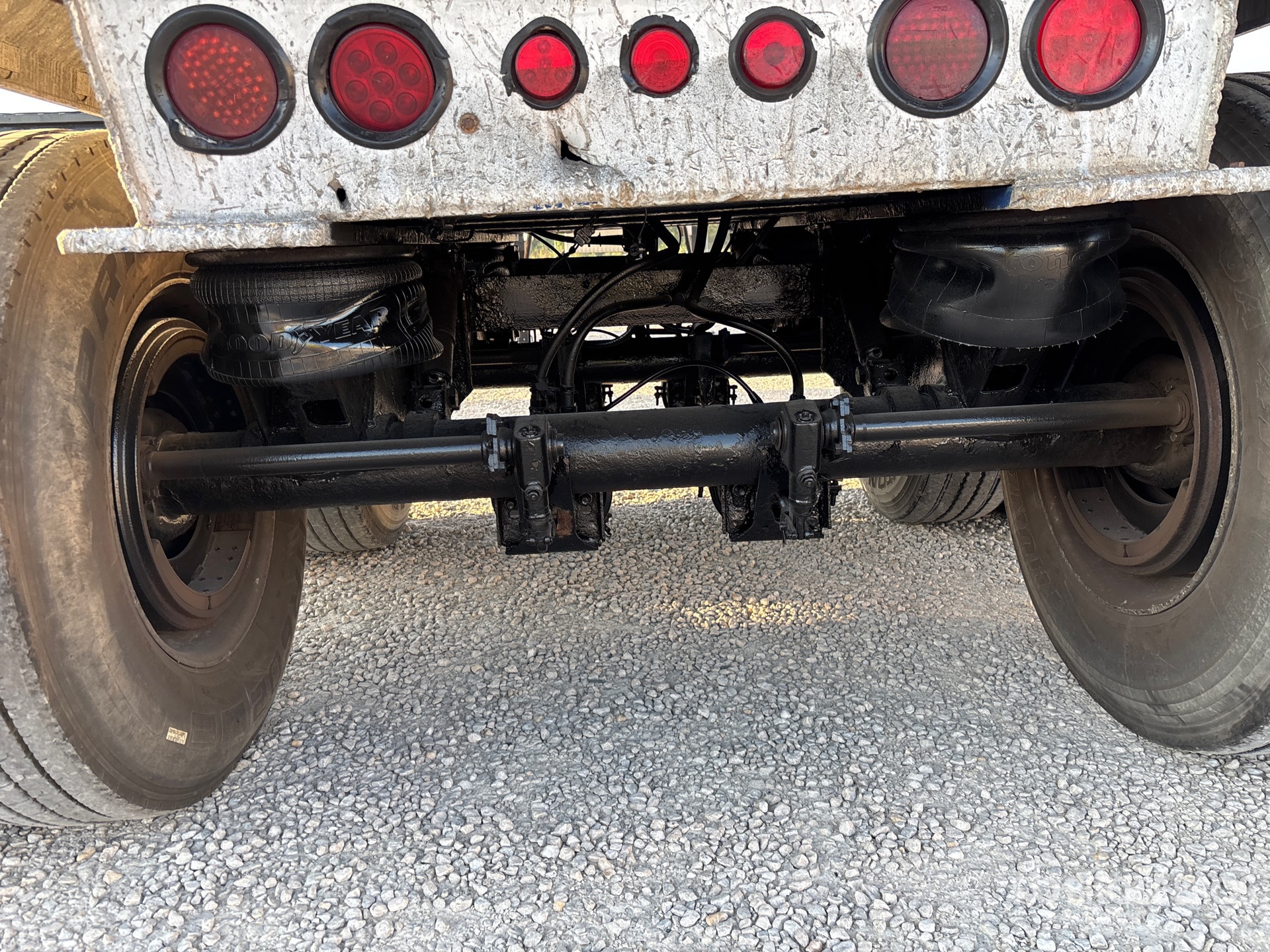2000 American Trailers ATI-4052