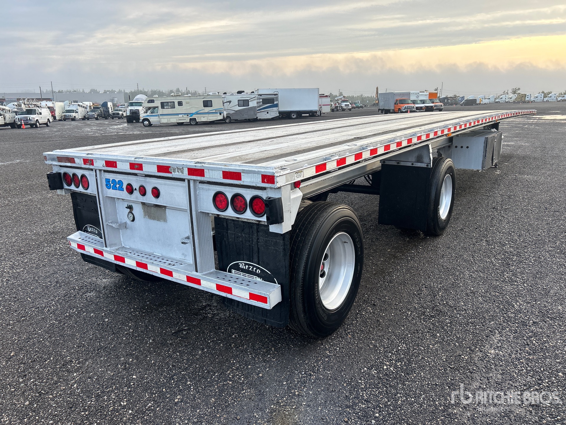 2006 East Manufacturing 48 ft T/A