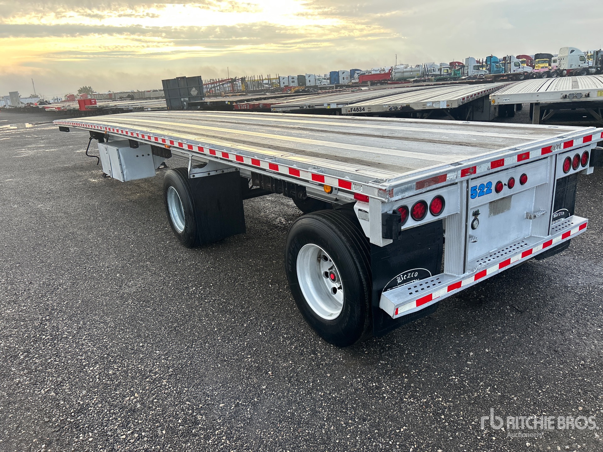2006 East Manufacturing 48 ft T/A