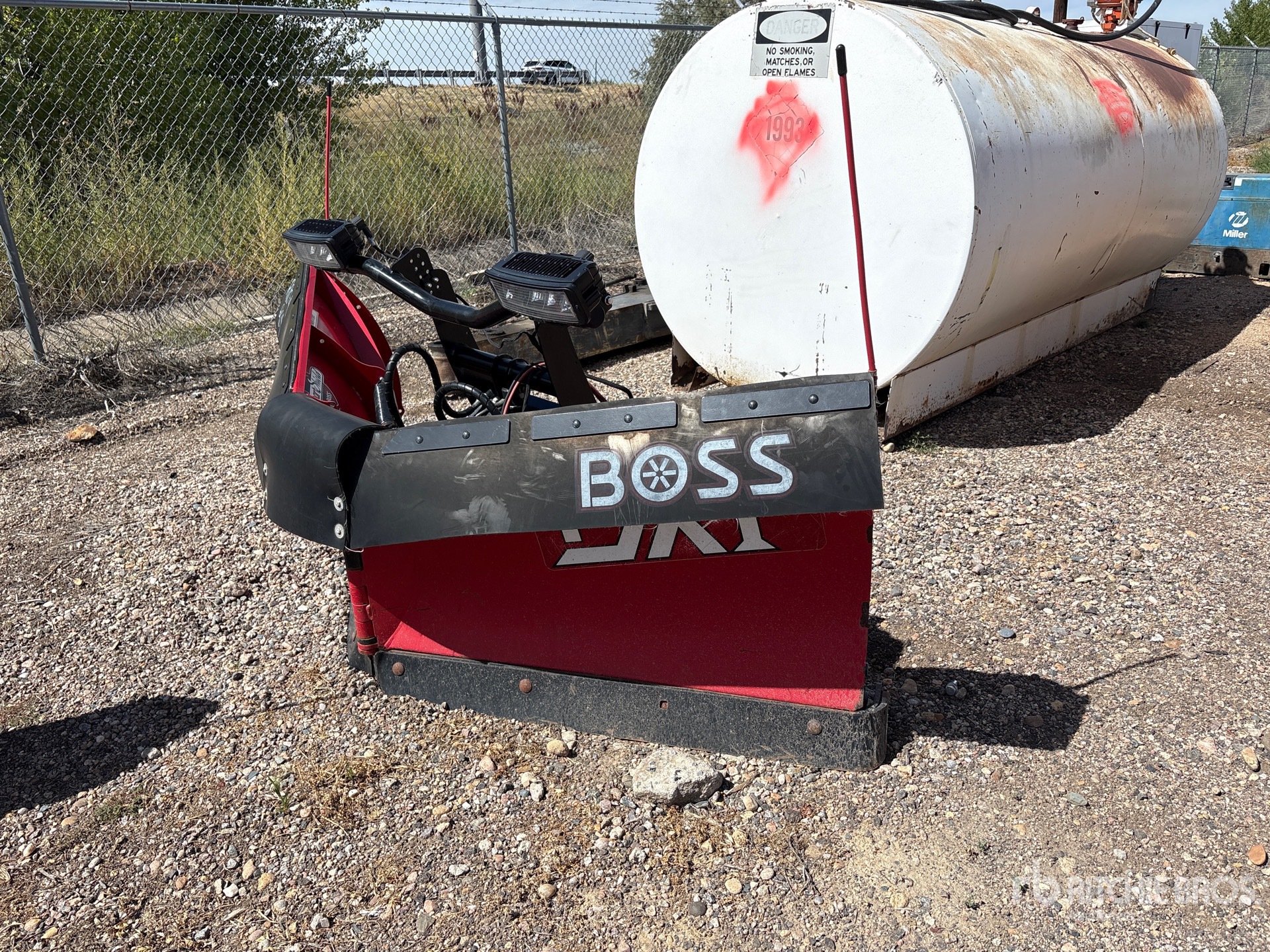 Boss DXT V-PLOW