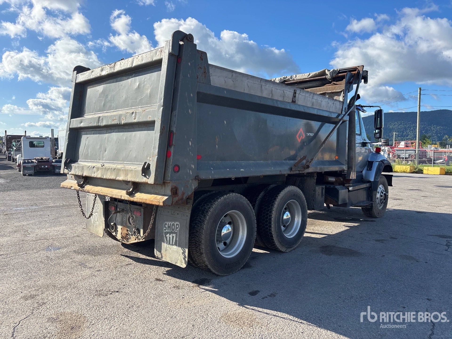 2006 International 7500