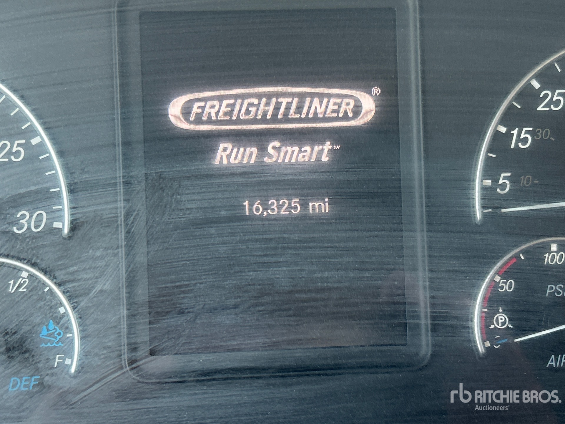 2024 Freightliner M2 106