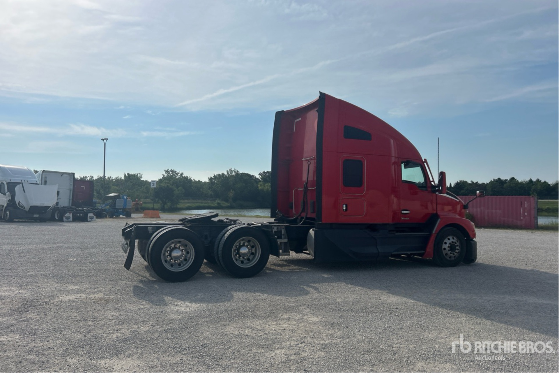 2023 Kenworth T680