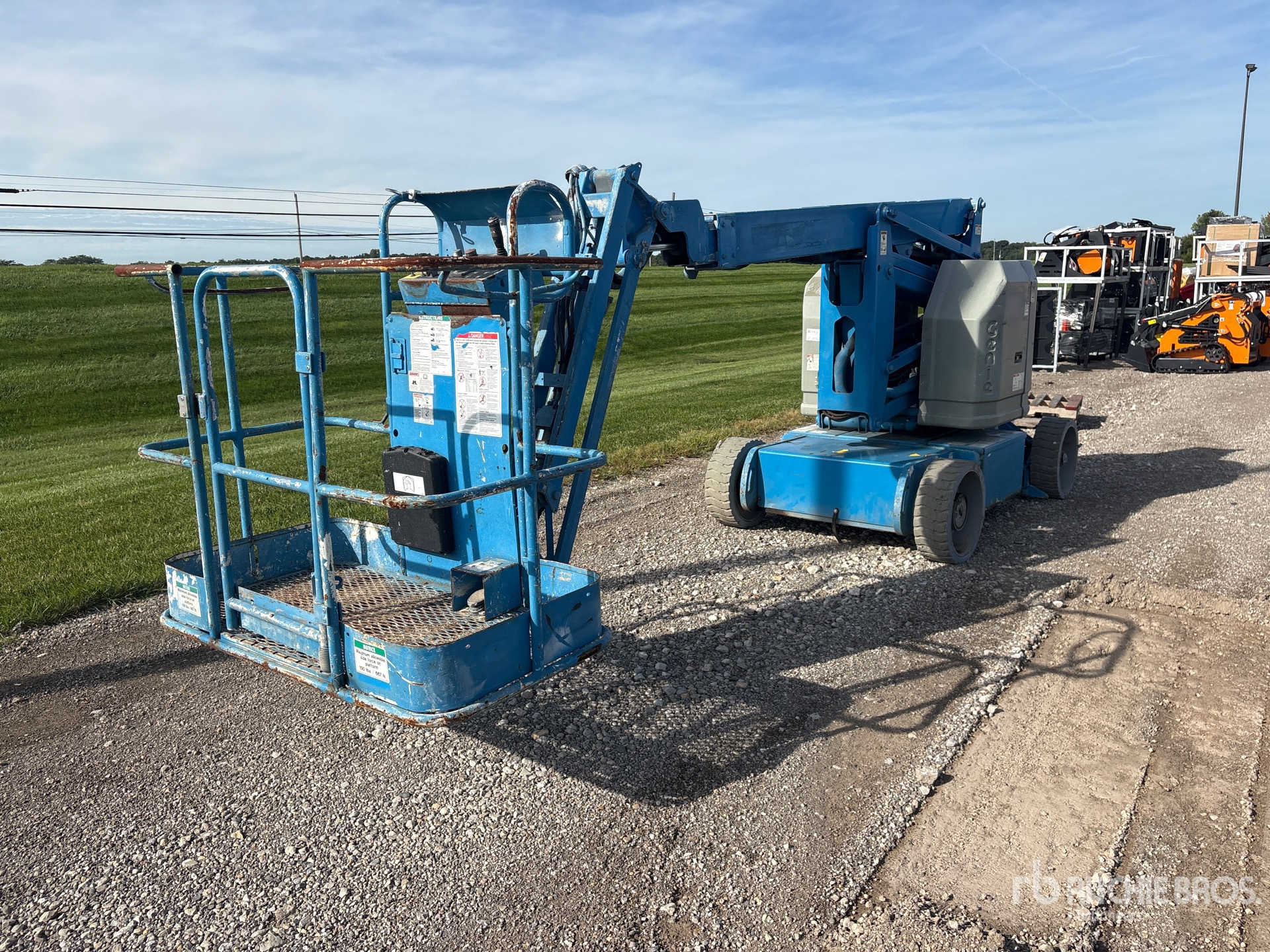 Photo of 2012 Genie Z-34/22N