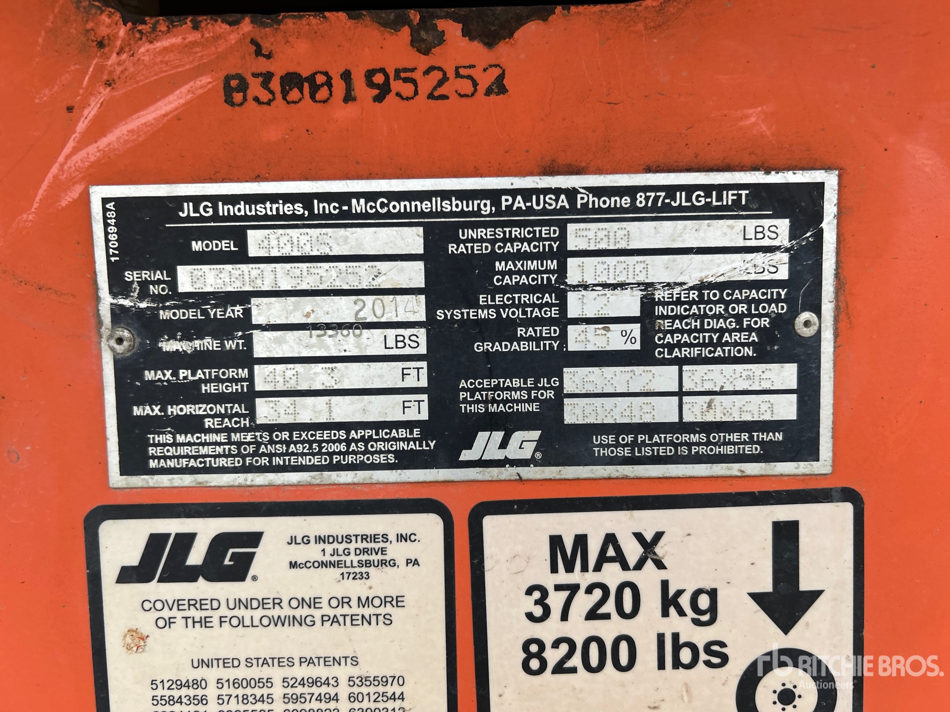 2014 JLG 400S