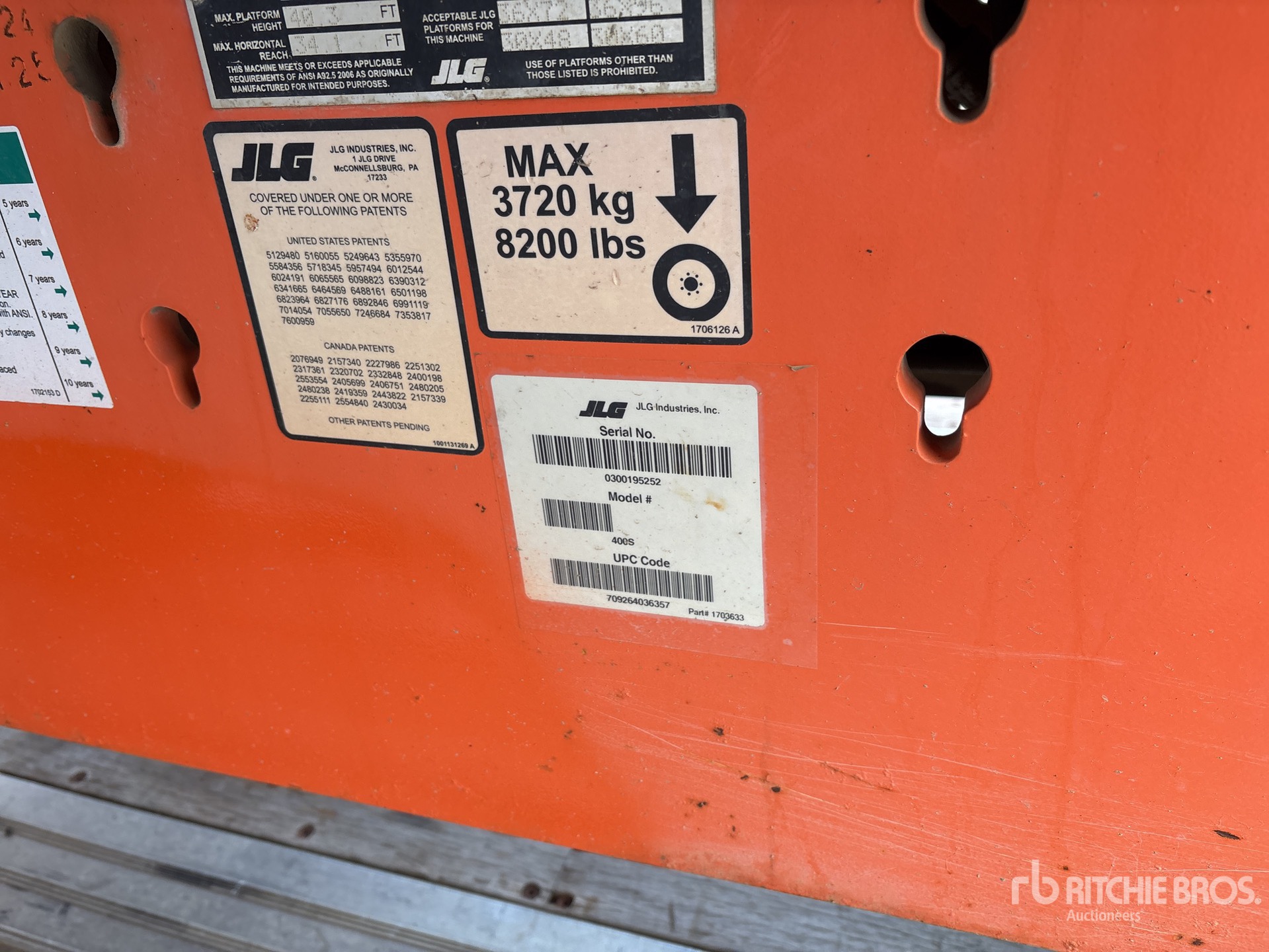 2014 JLG 400S