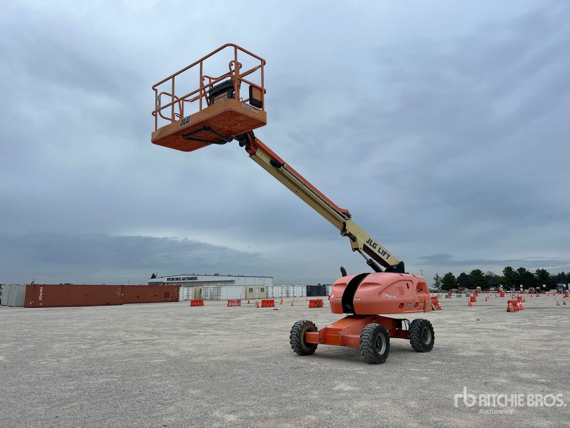 Photo of 2014 JLG 400S