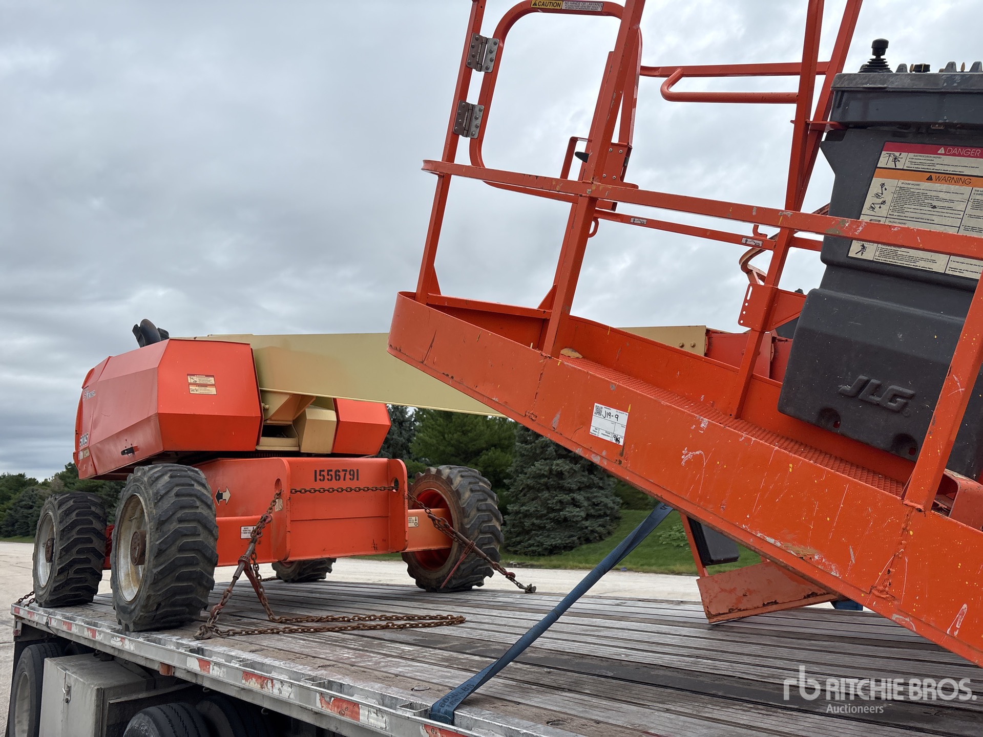 2014 JLG 600S