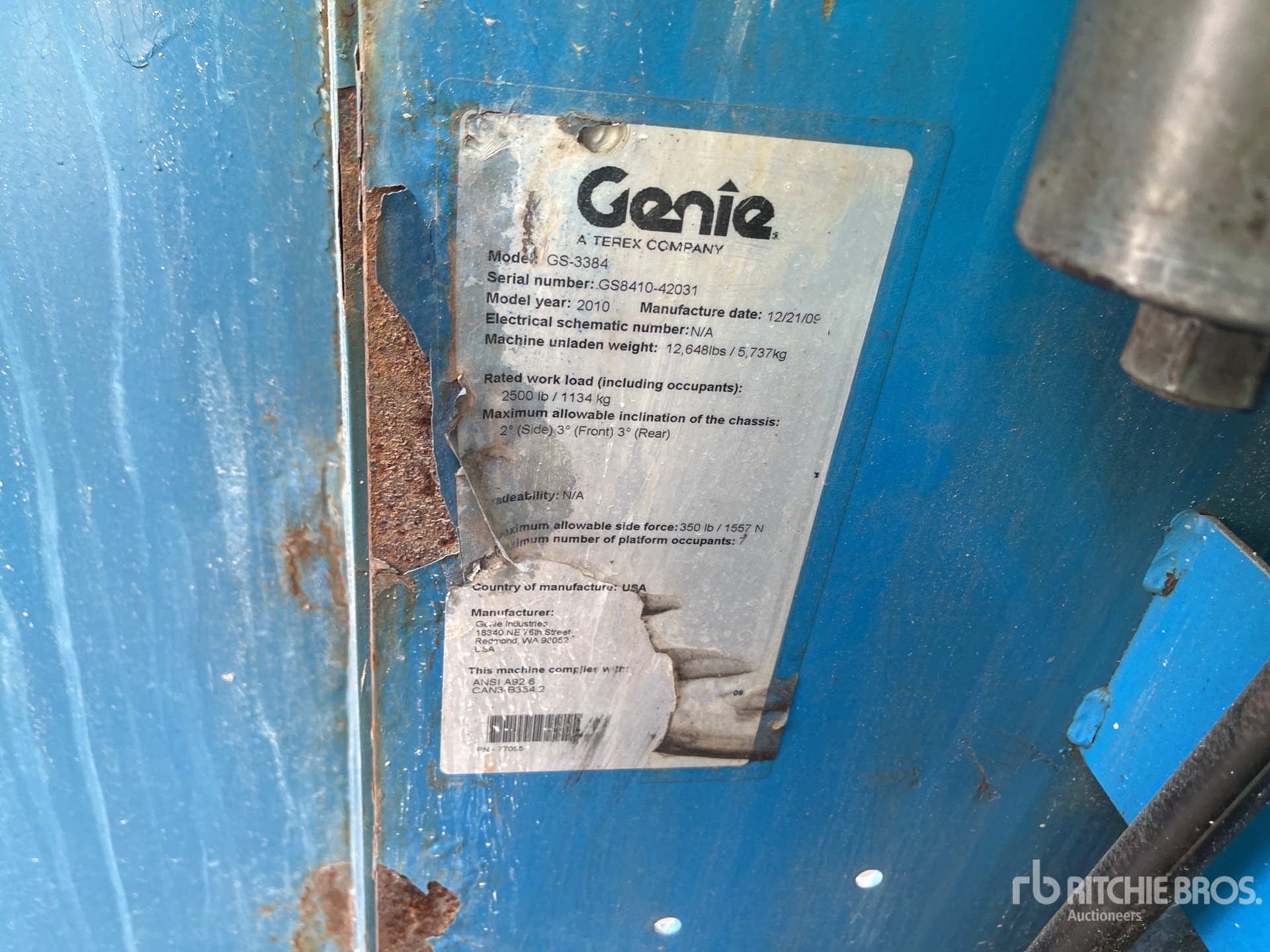 2010 Genie GS-3384