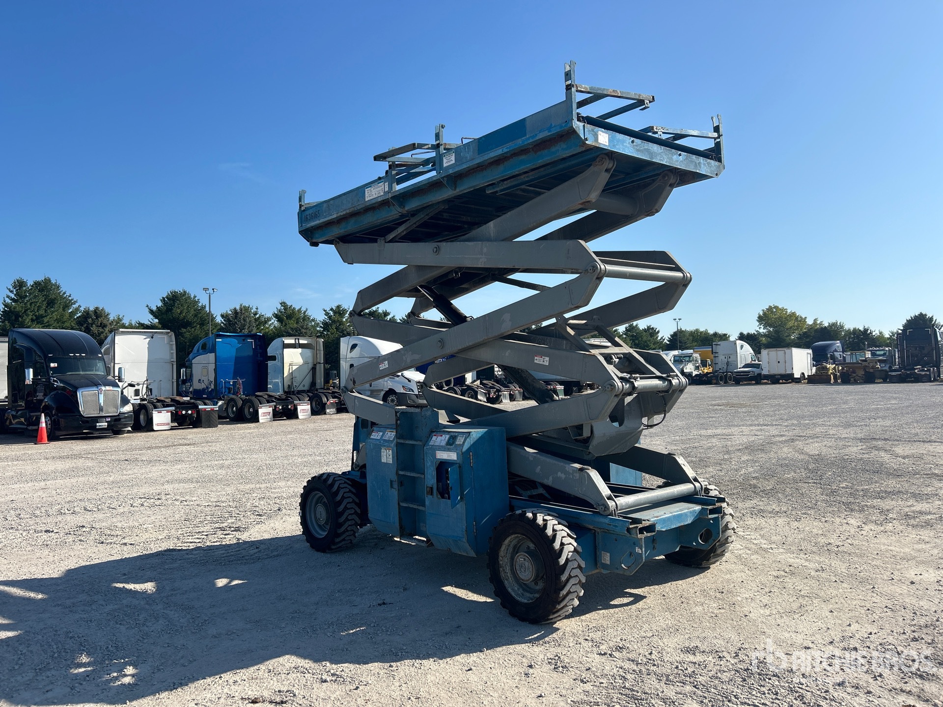 2010 Genie GS-3384