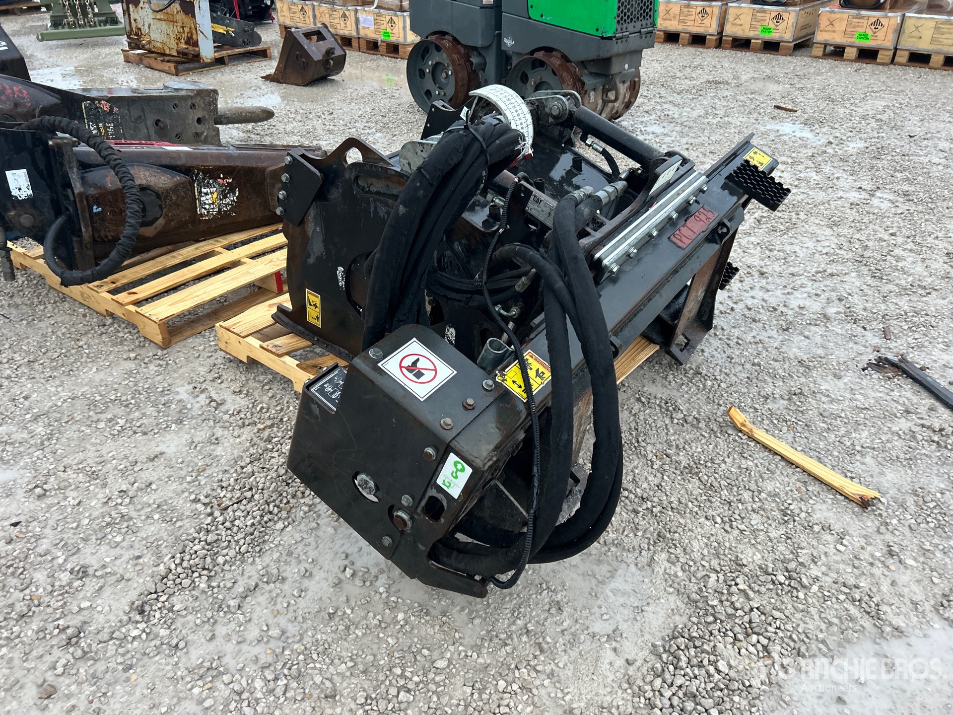 Caterpillar PC306