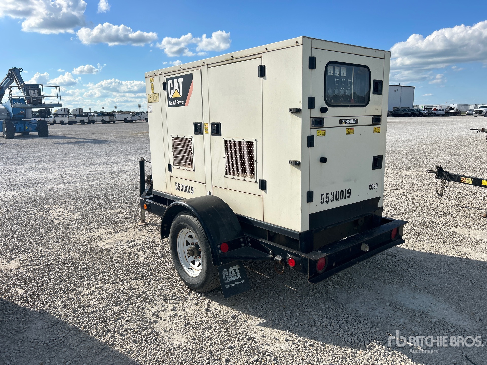 2015 Caterpillar XQ-30