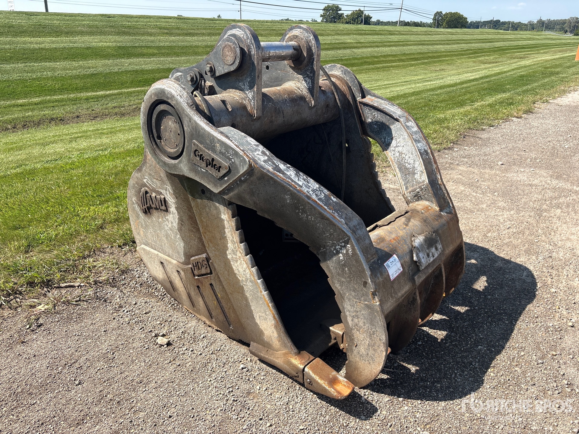 2017 AMI 48 IN GRAPPLE