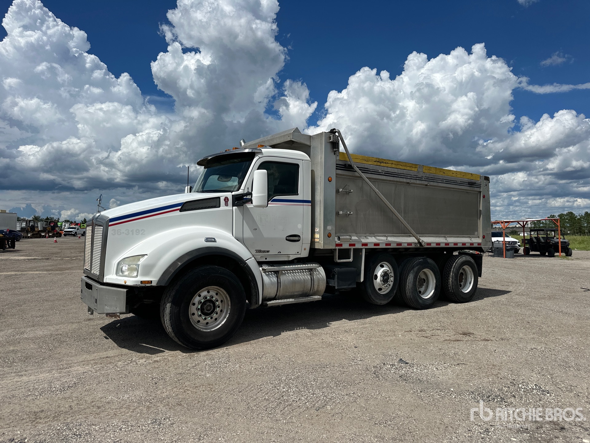 2015 Kenworth T880