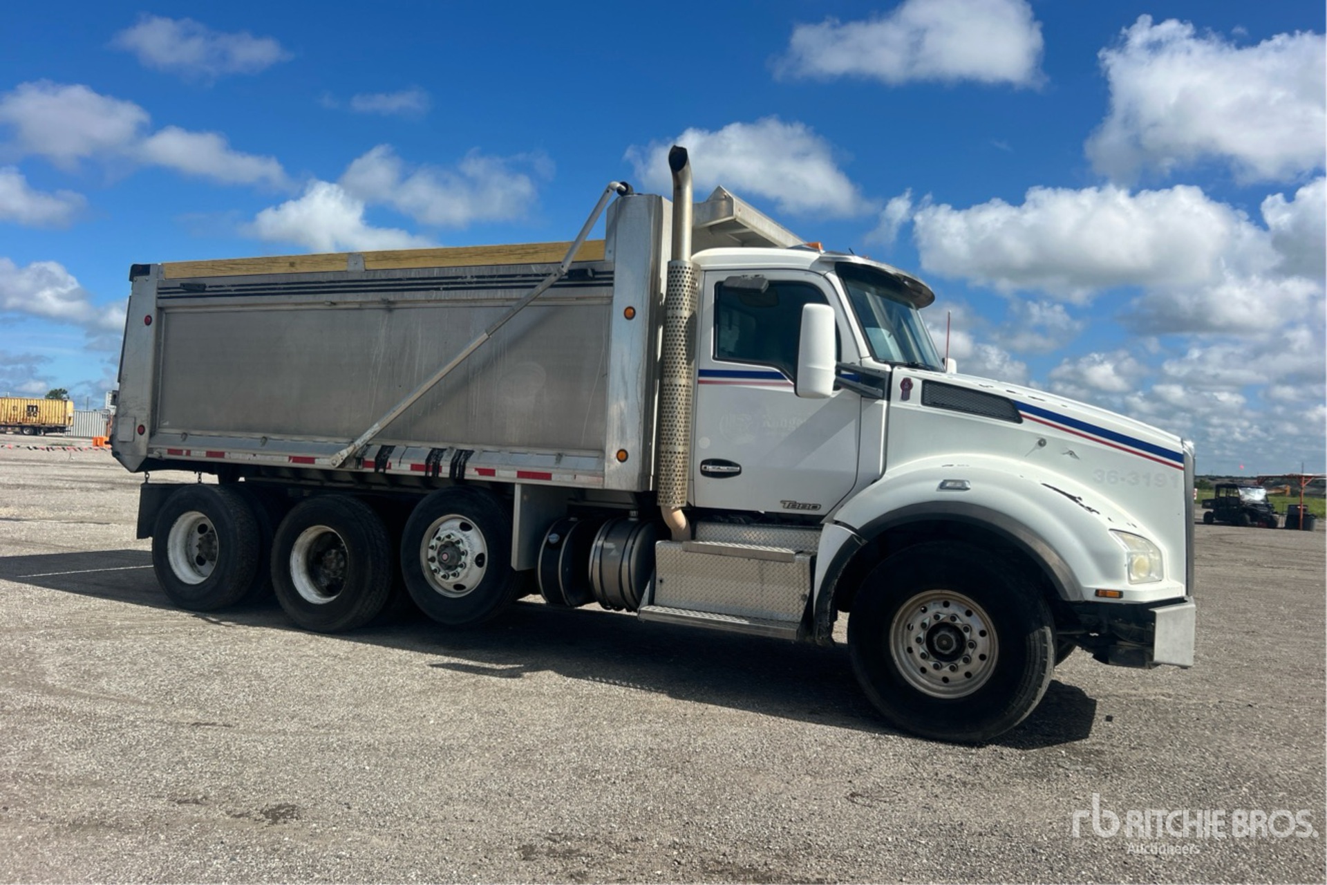 2015 Kenworth T880