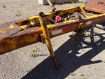Chassis with Fahrgestell-/Zugstangenheber