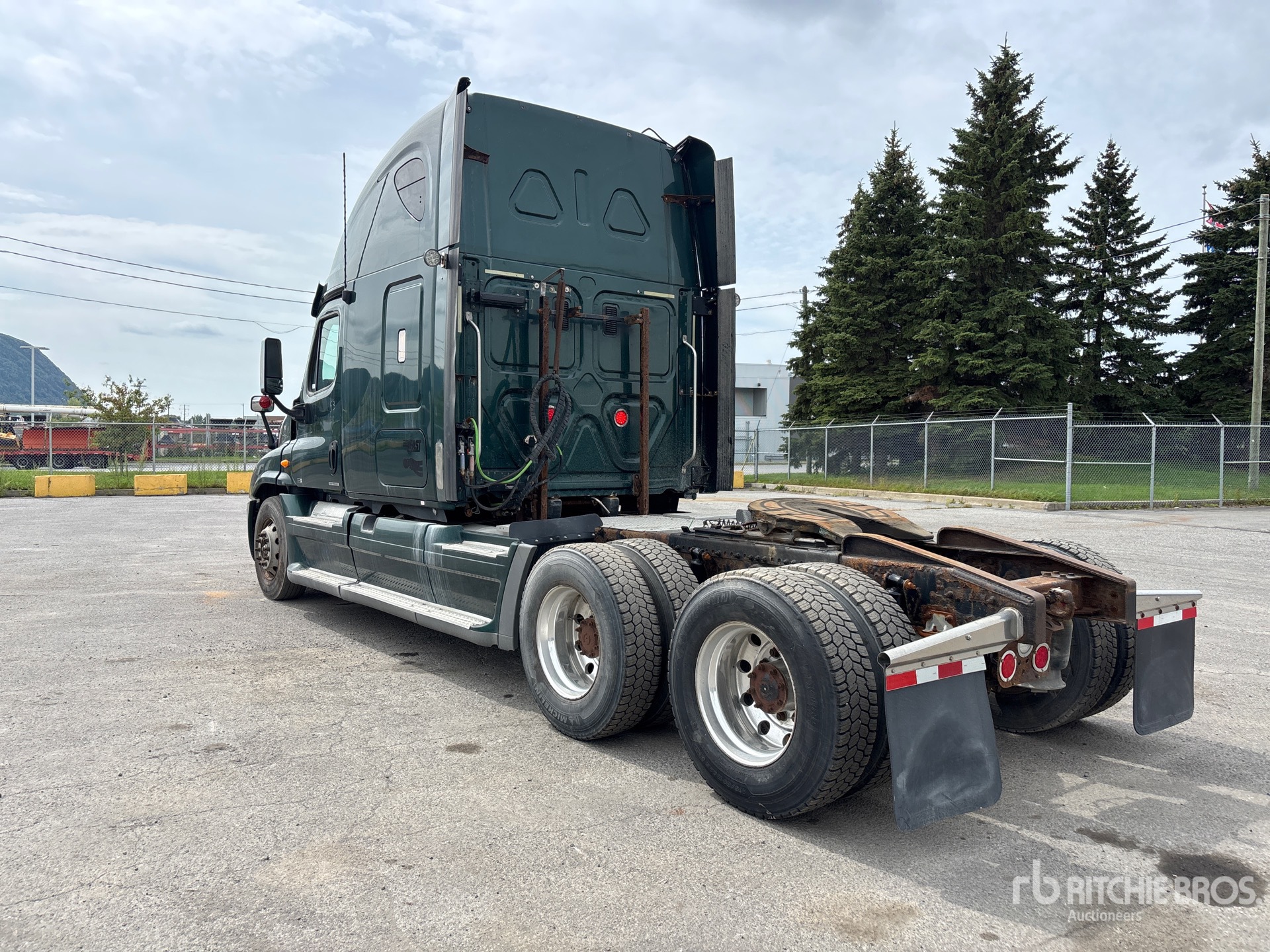 2012 Freightliner CASCADIA 125