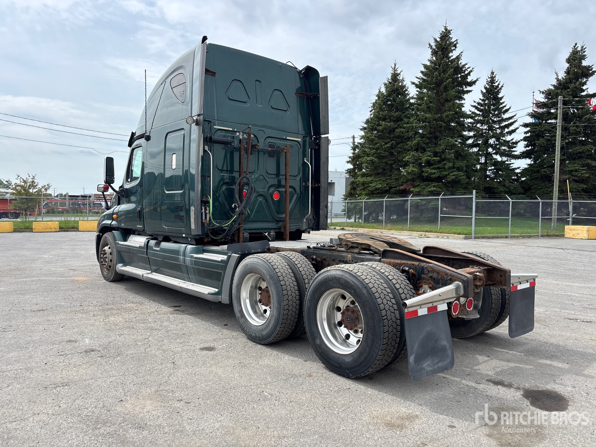 2012 Freightliner CASCADIA 125