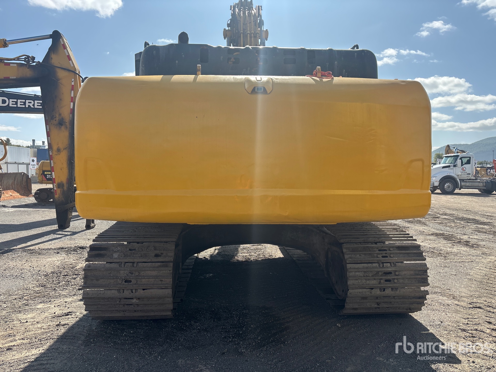 2013 Komatsu PC360LC-10