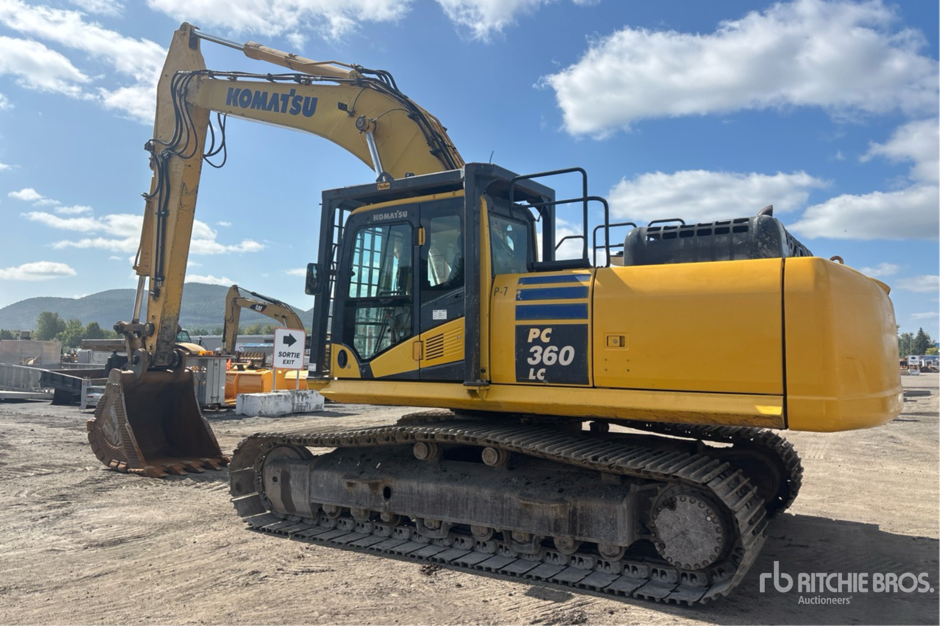 2013 Komatsu PC360LC-10