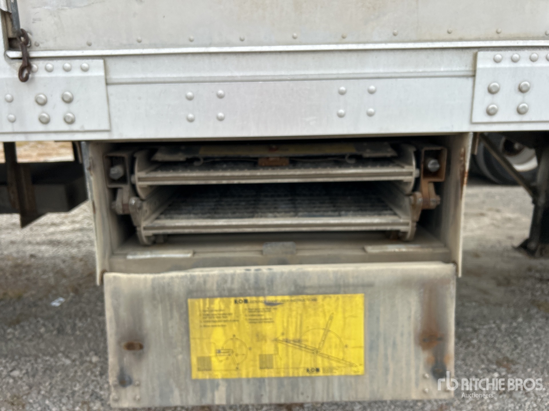 1990 Great Dane 721TZ1B
