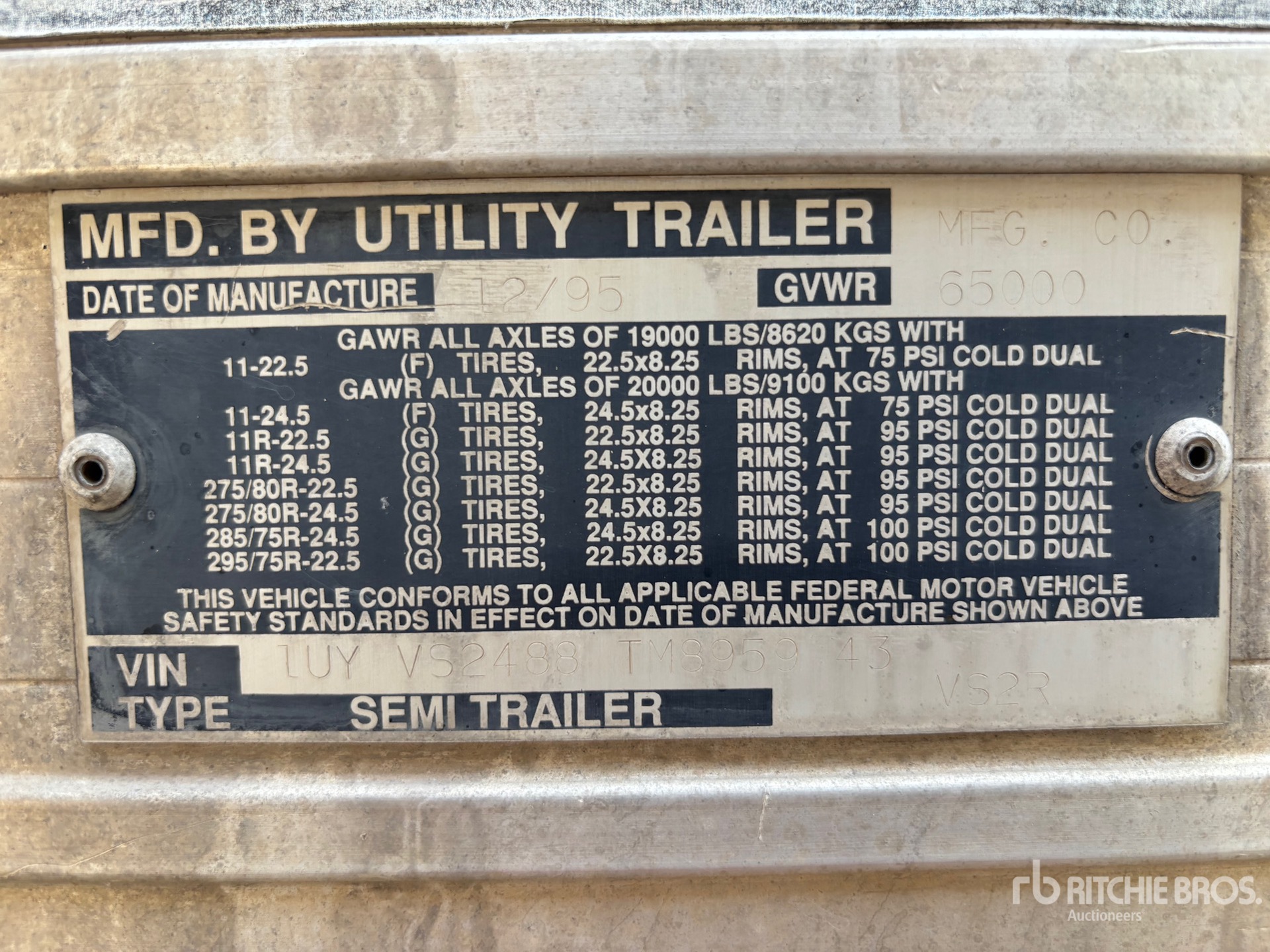 1996 Utility 48 FT
